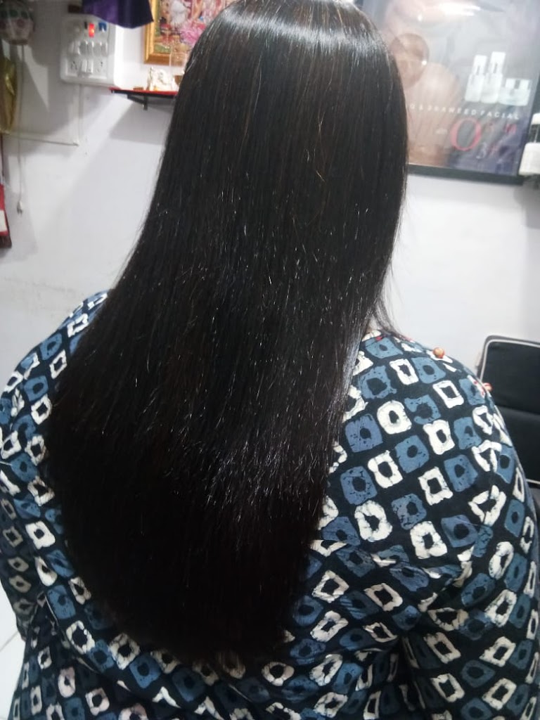 Kavita S Professional Hair And Beauty Ladies Salon
