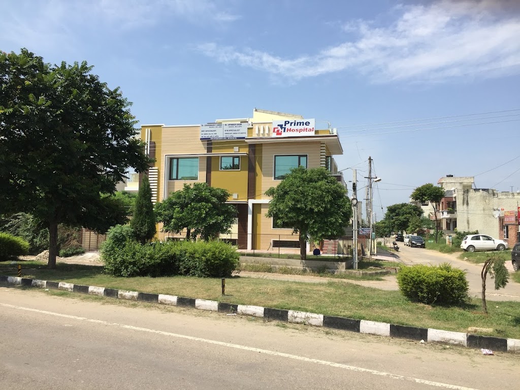 Dr Upinder Kaur Best Eye Specialist Cataract Specialist Eye Doctor In Kharar
