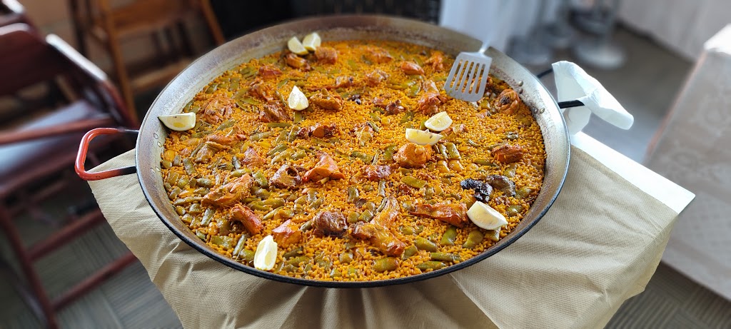 Bar Santa Ana — Comida y bebida