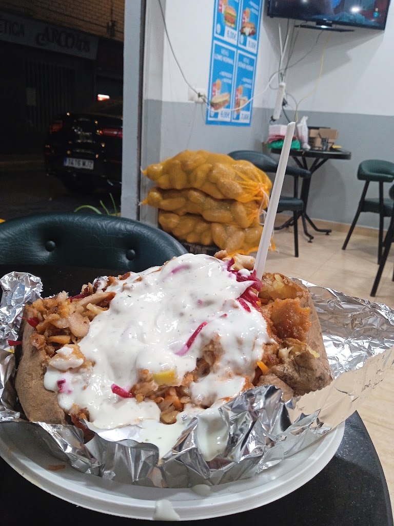 PATATA ASADAS TANGERINO — Comida y bebida