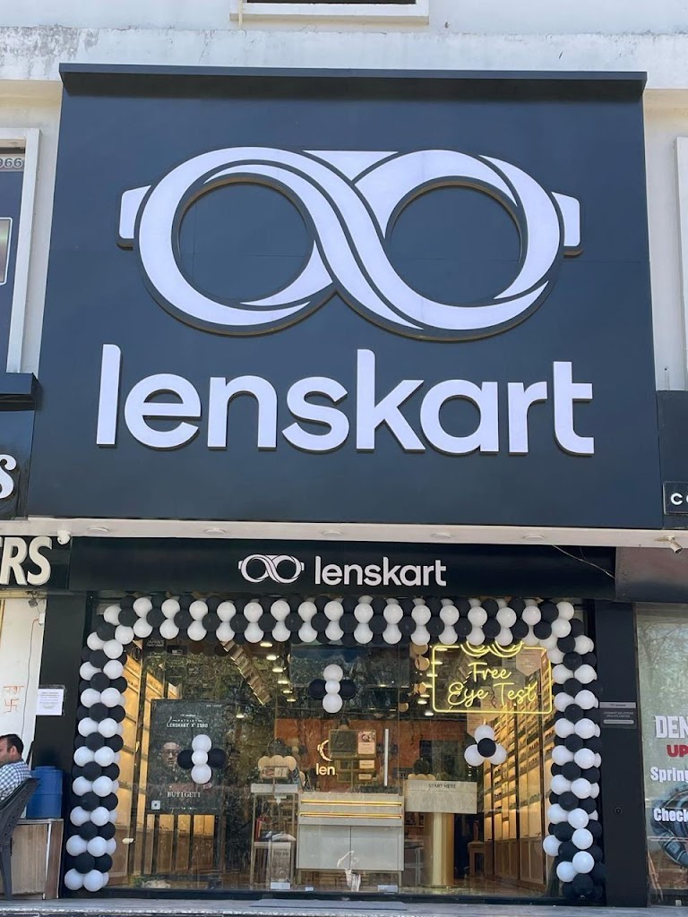 Lenskart Com At Sadar Bazaar Jhansi