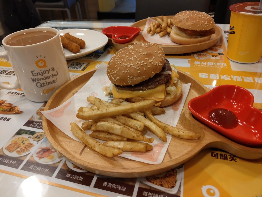 Q Burger 永和得和店 的照片