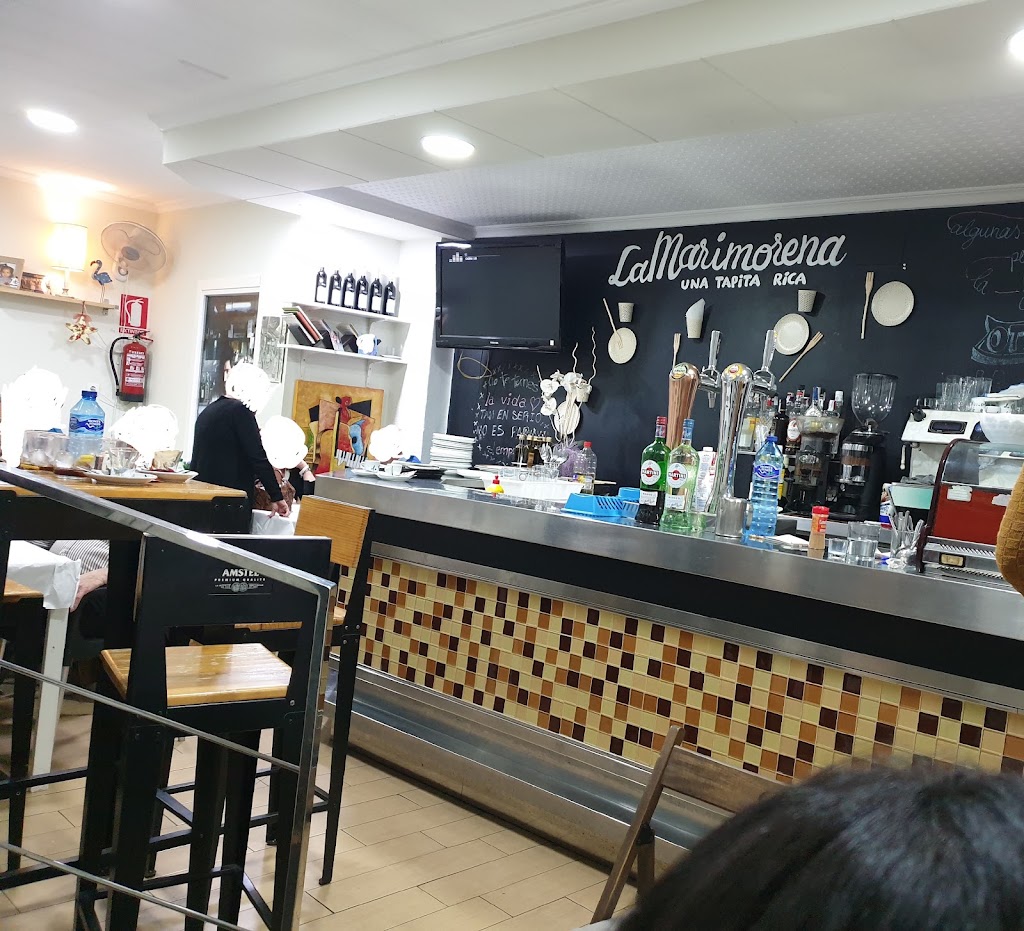 La Marimorena Bar — Ambiente