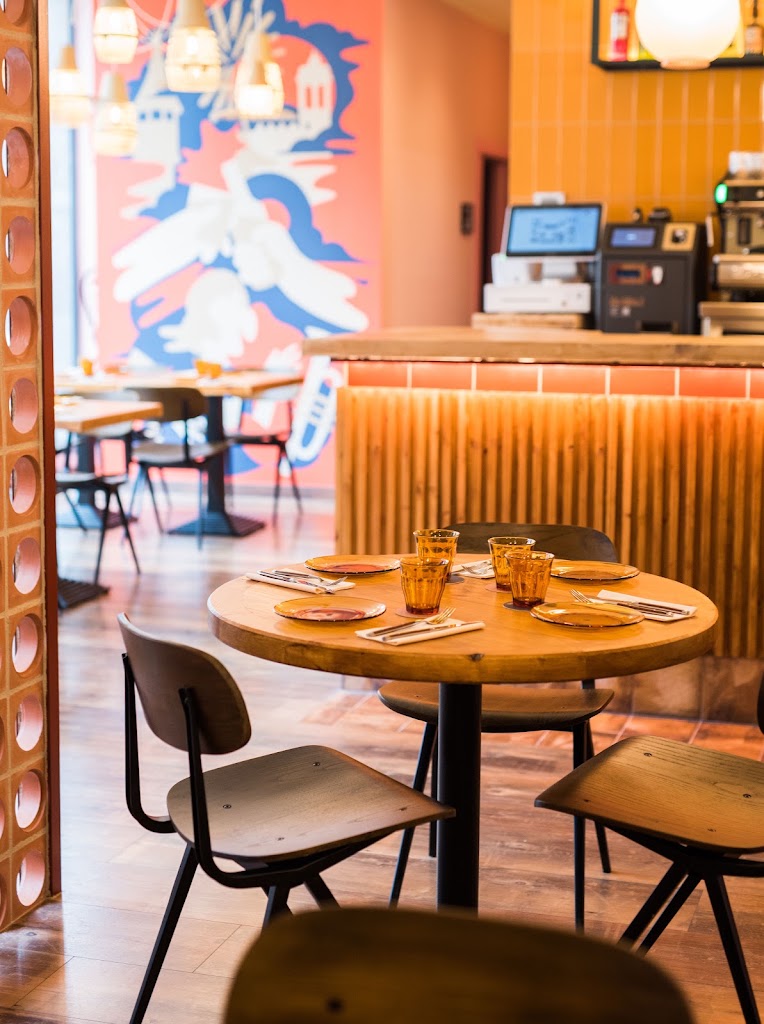 Rauxa - Restaurant Bodega Contemporania — Ambiente
