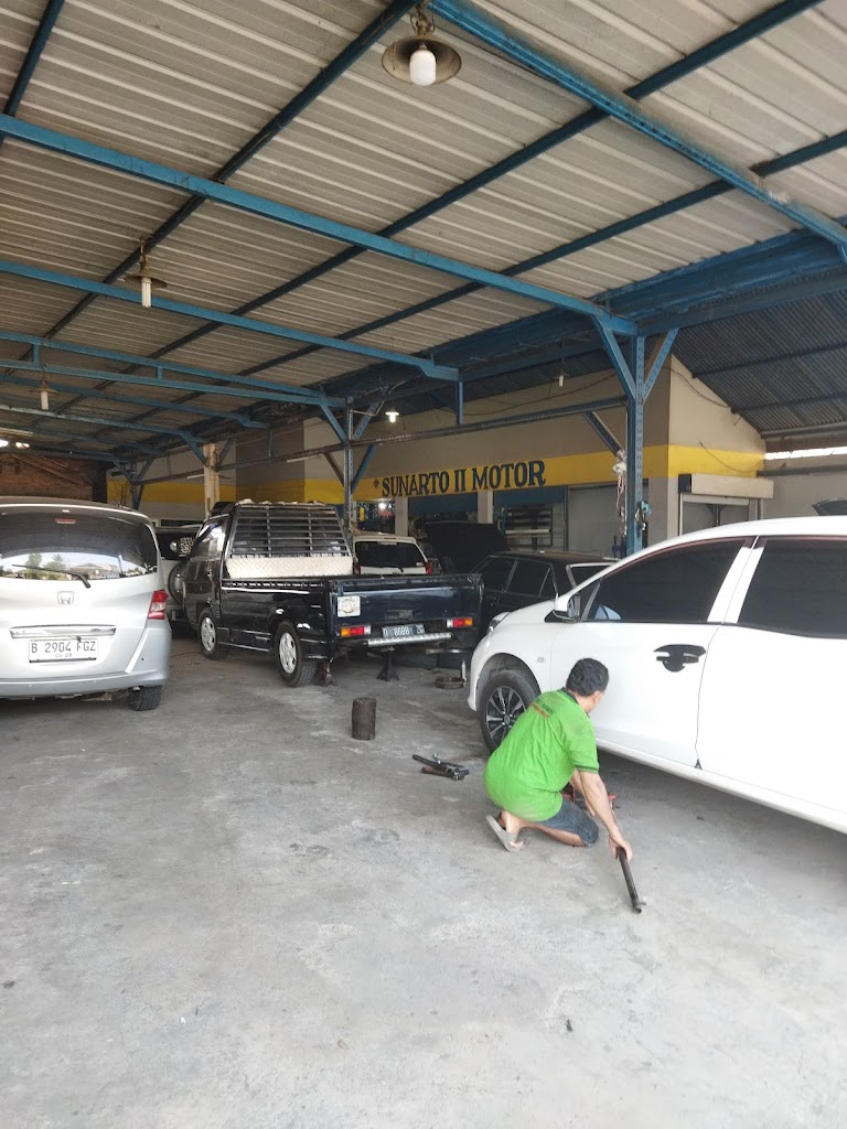 Bengkel spesialis kaki-kaki mobil Sunarto 2 cikampek