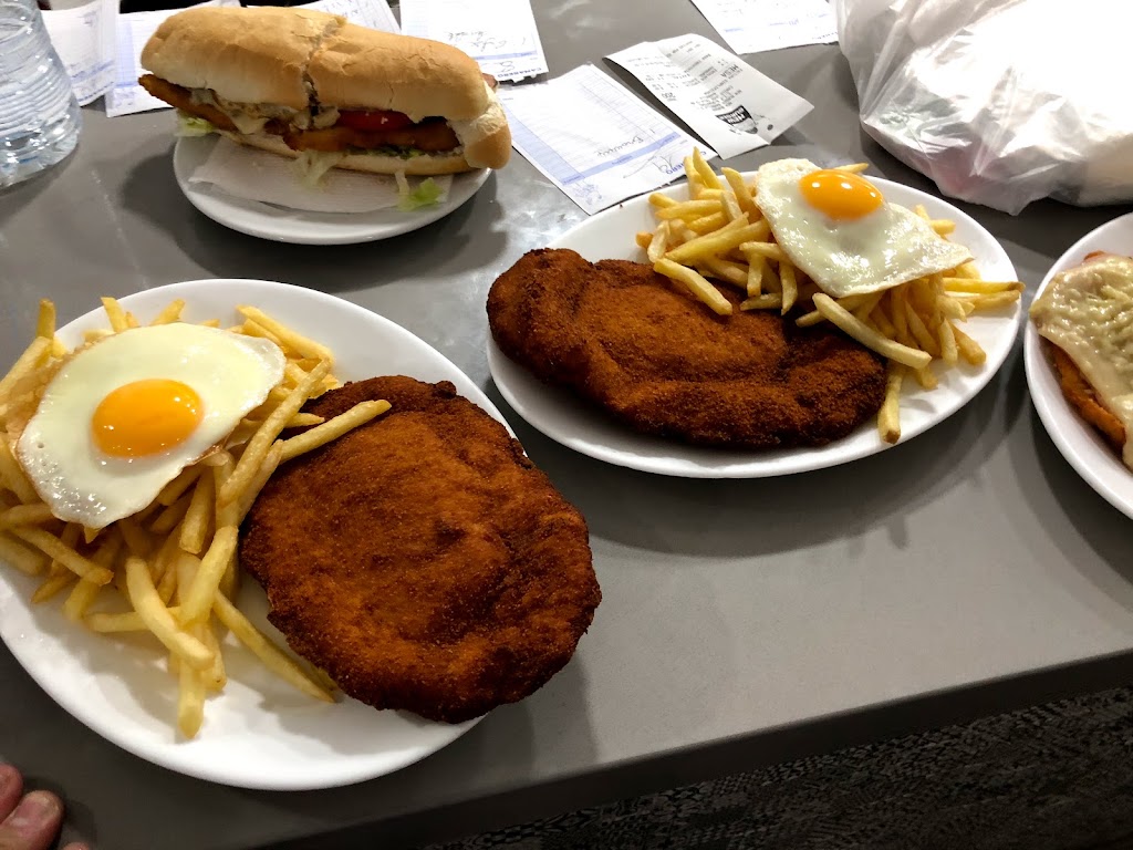 New Burger Marbella — Comida y bebida