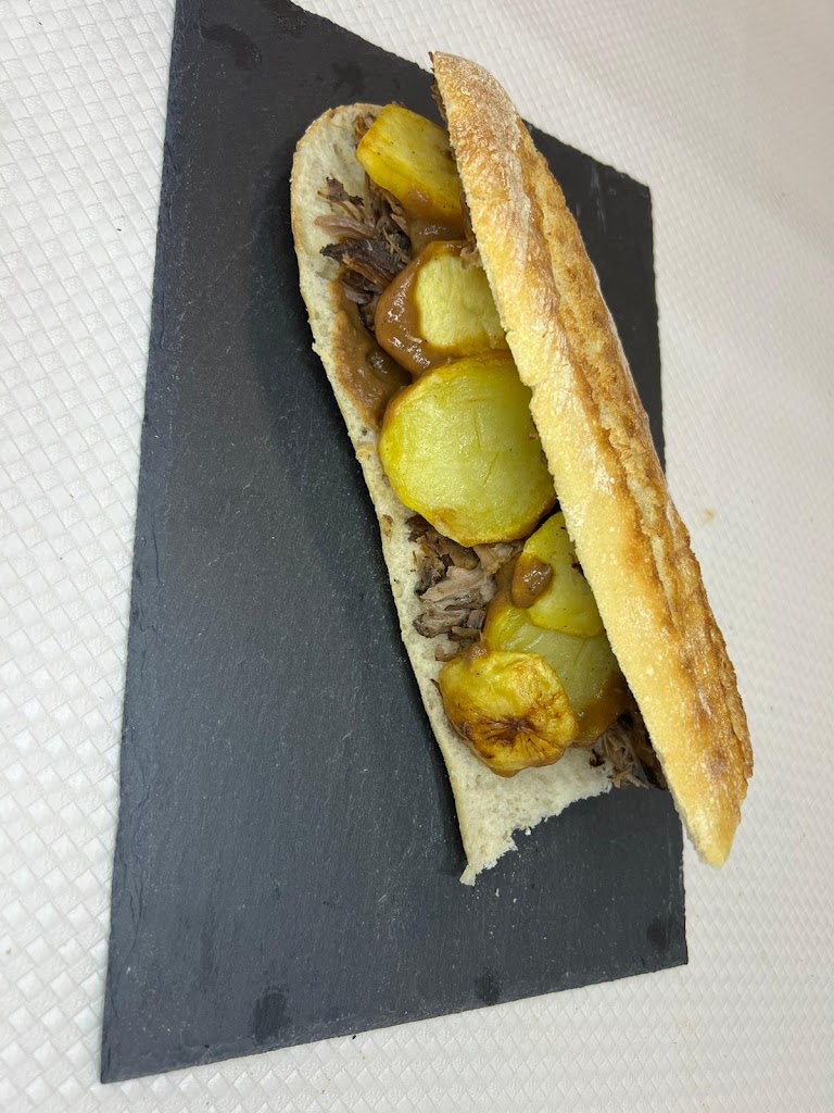 La Terreta Bar — Comida y bebida