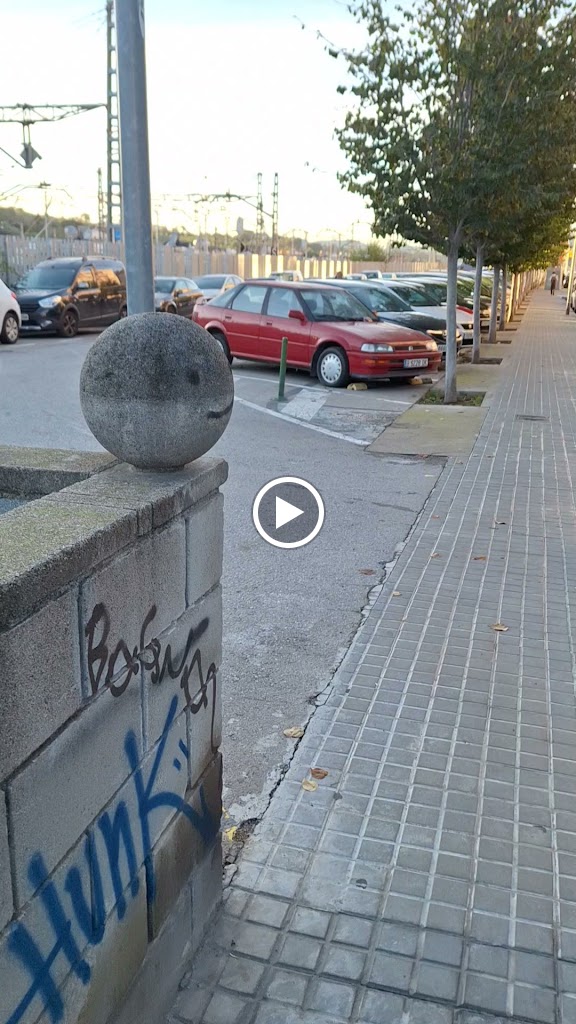 Aparcament public — Videos