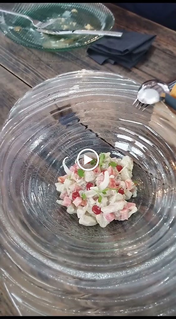 Sal i Fum Restaurante — Videos