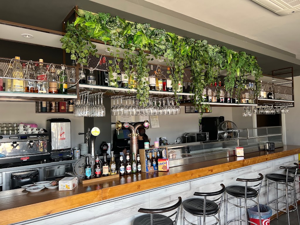 Yum cerveceria cafeteria — Ambiente
