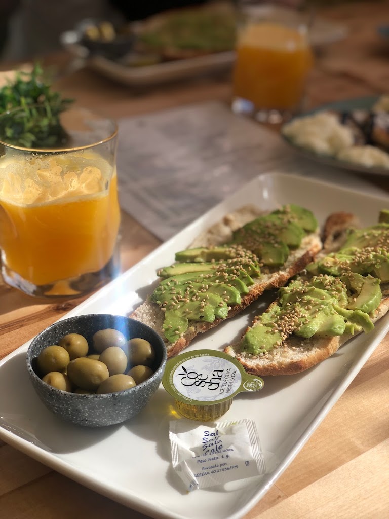 Hangar Savannah — Comida y bebida