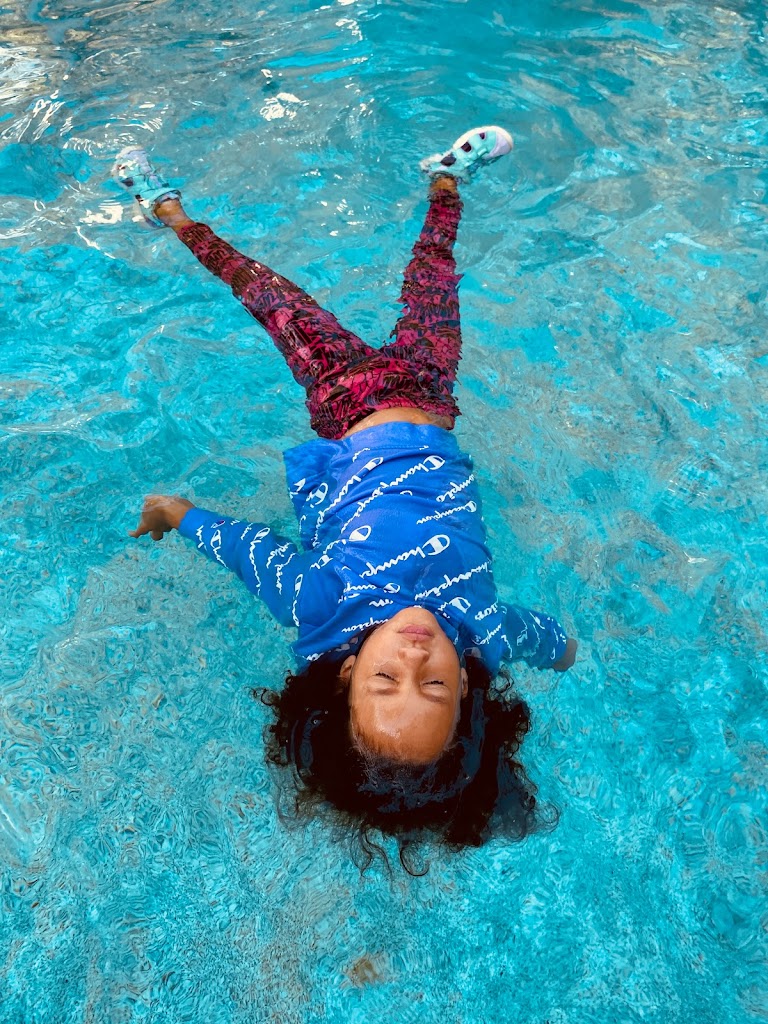  Auntie Linda's Swim Pad