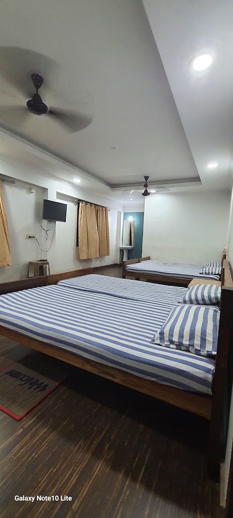 Yashaswi Lodge Sullia