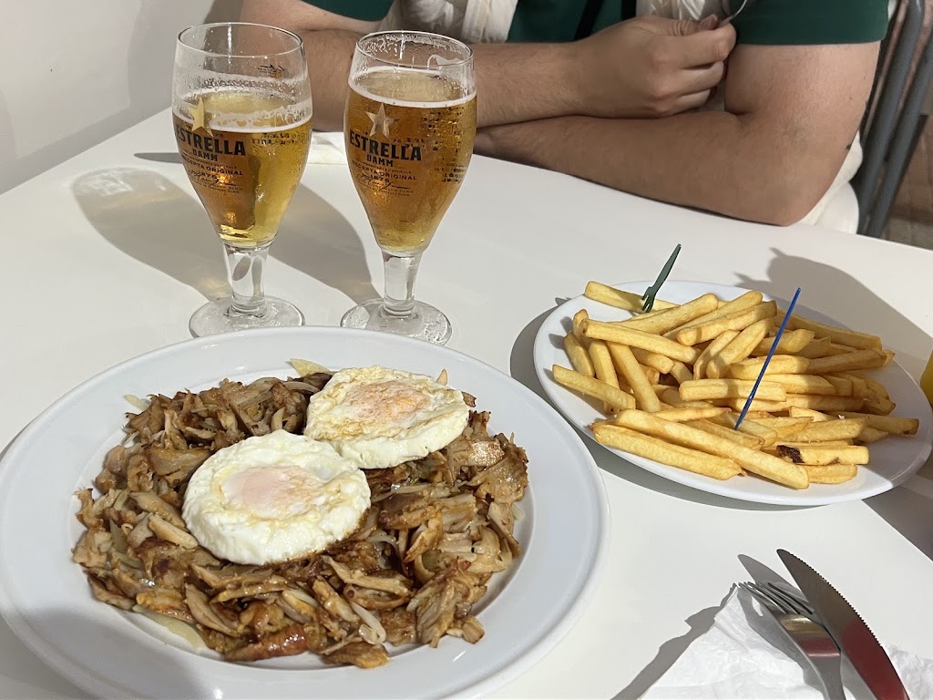 Estrella De Mar Doner Kebap — Comida y bebida
