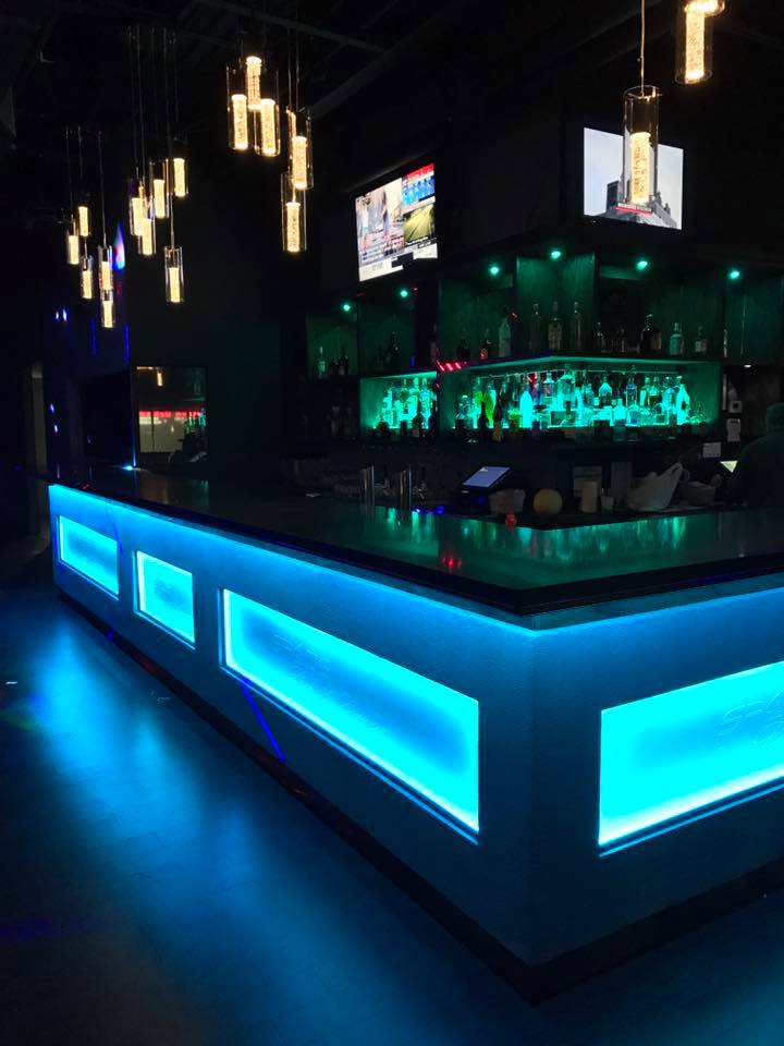 Spade Bar & Lounge