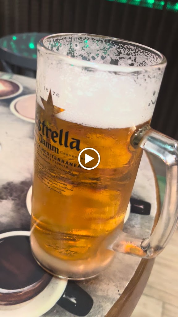 Cafe Bar Clemente — Videos