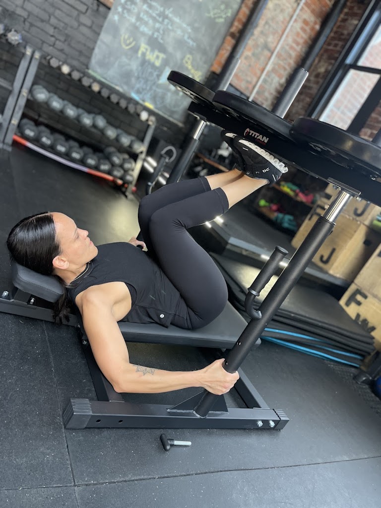  FWJ - FitnesswithJonathan