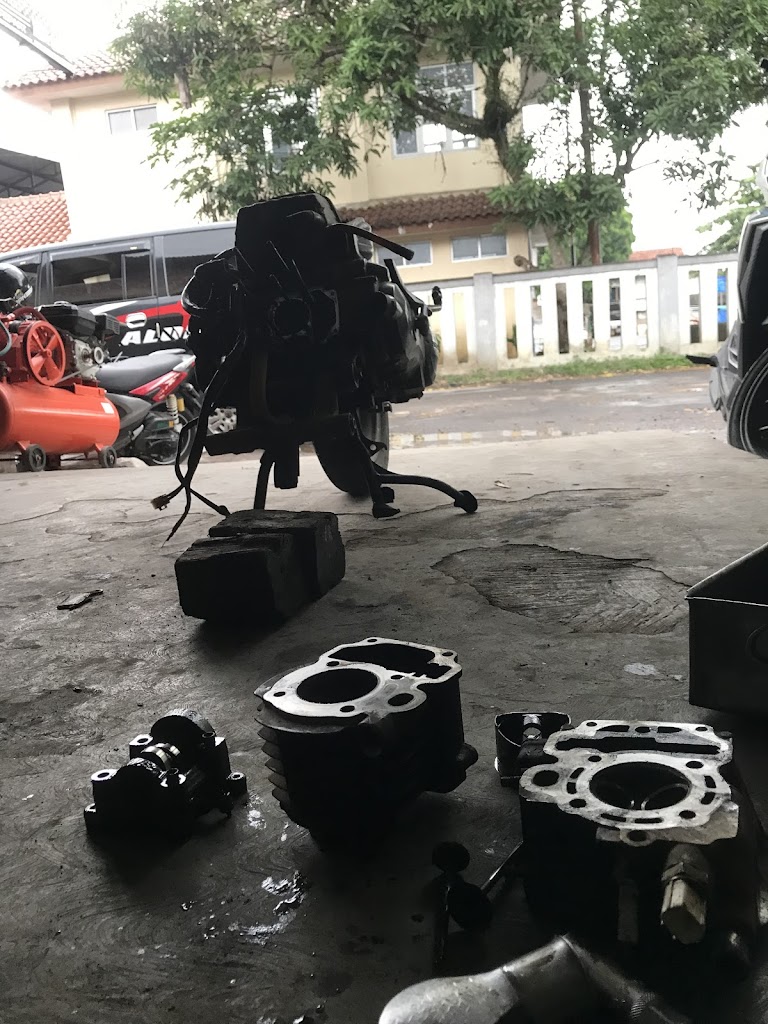 BOY MOTOR