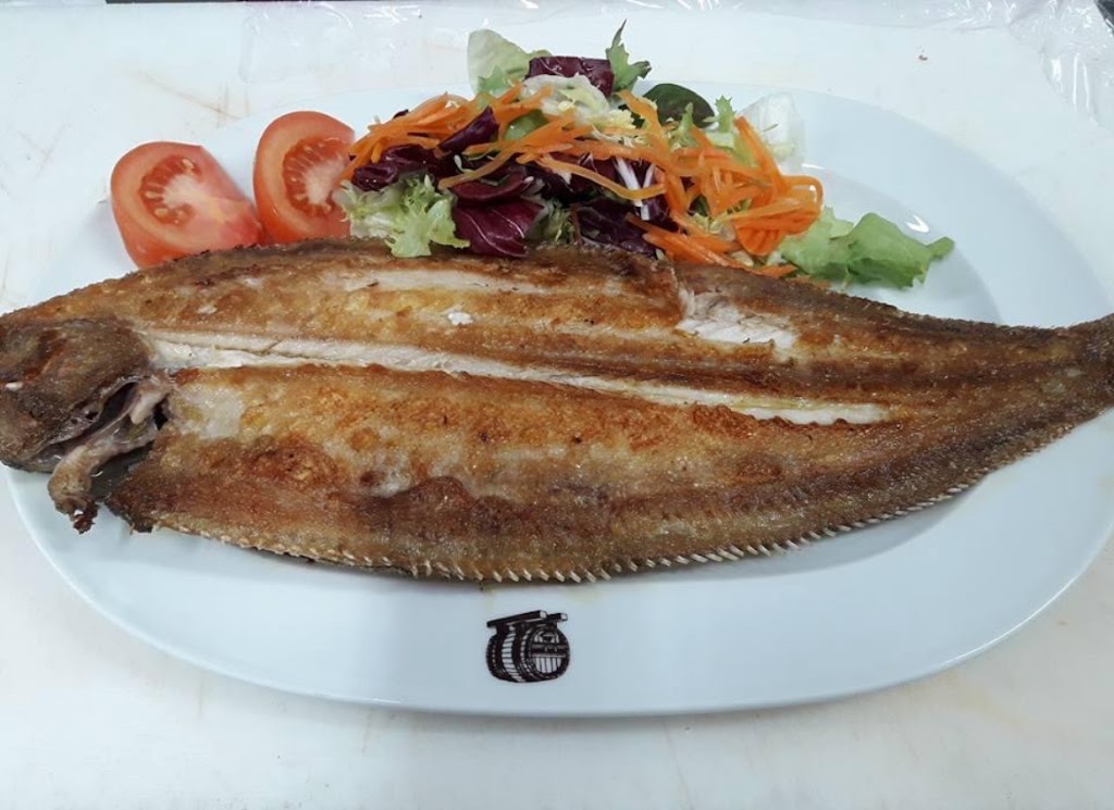 Meson LOS BARROS — Comida y bebida