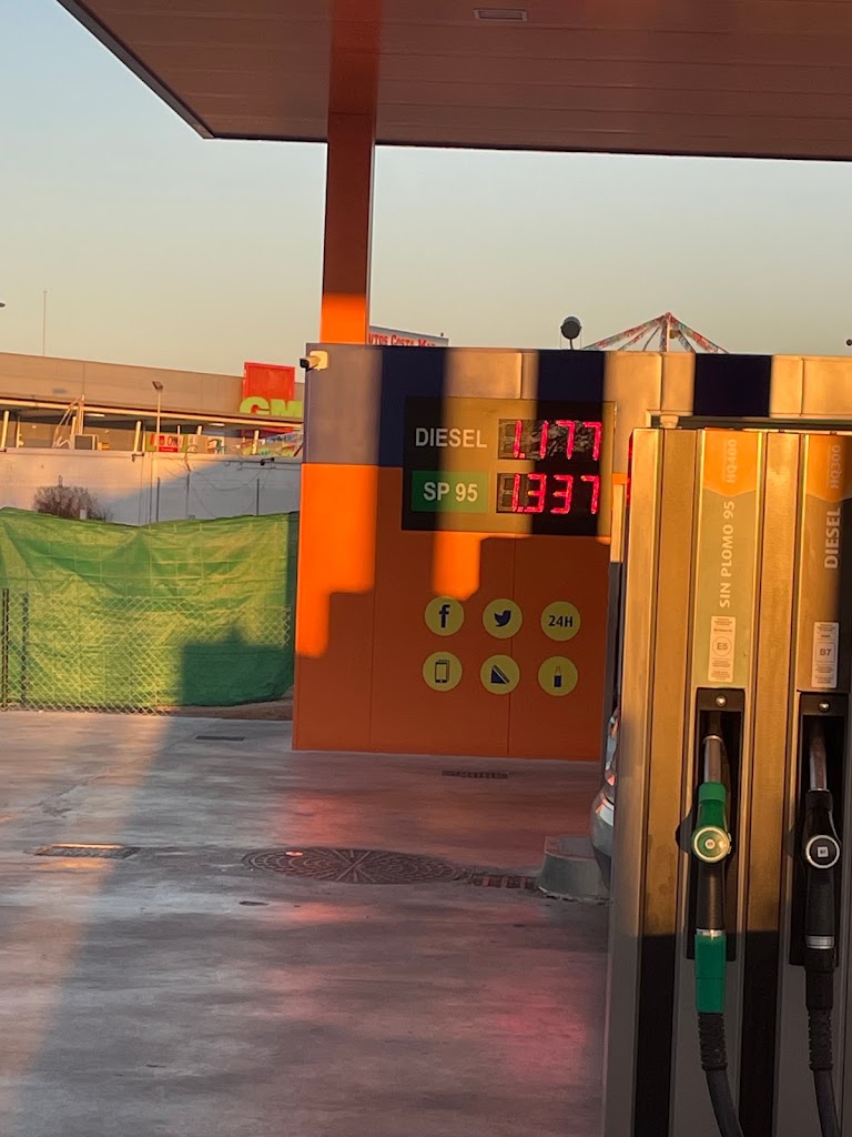 Plenergy Torrevieja I (antes Plenoil) — Surtidor de combustible
