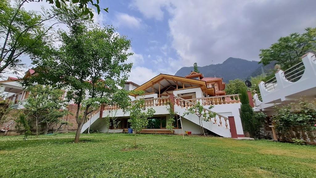 Hotel Mehtab Resorts Srinagar