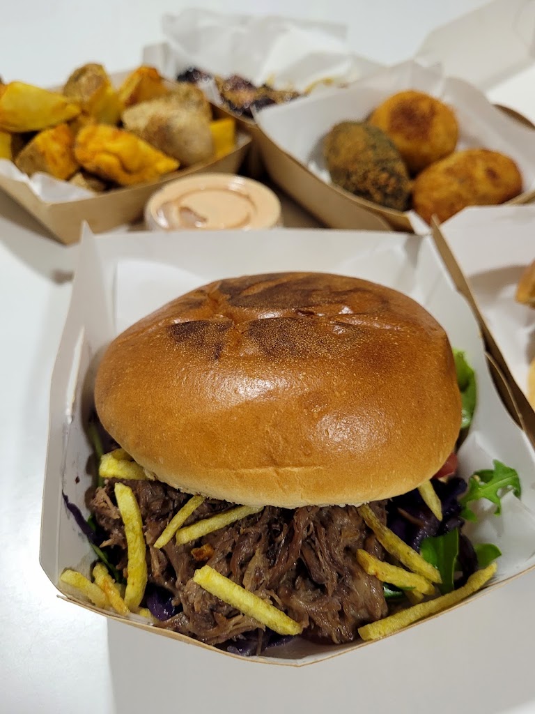 Bar Yeclano — Comida y bebida