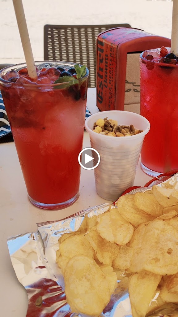 Bar Wairiki Beach Guardamar — Comida y bebida