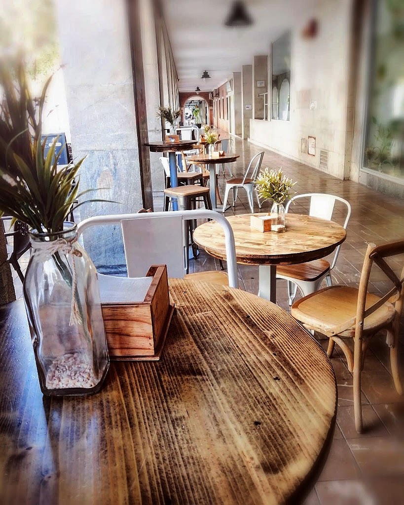 Charlotte Coffee Restaurante Gastrobar — Ambiente