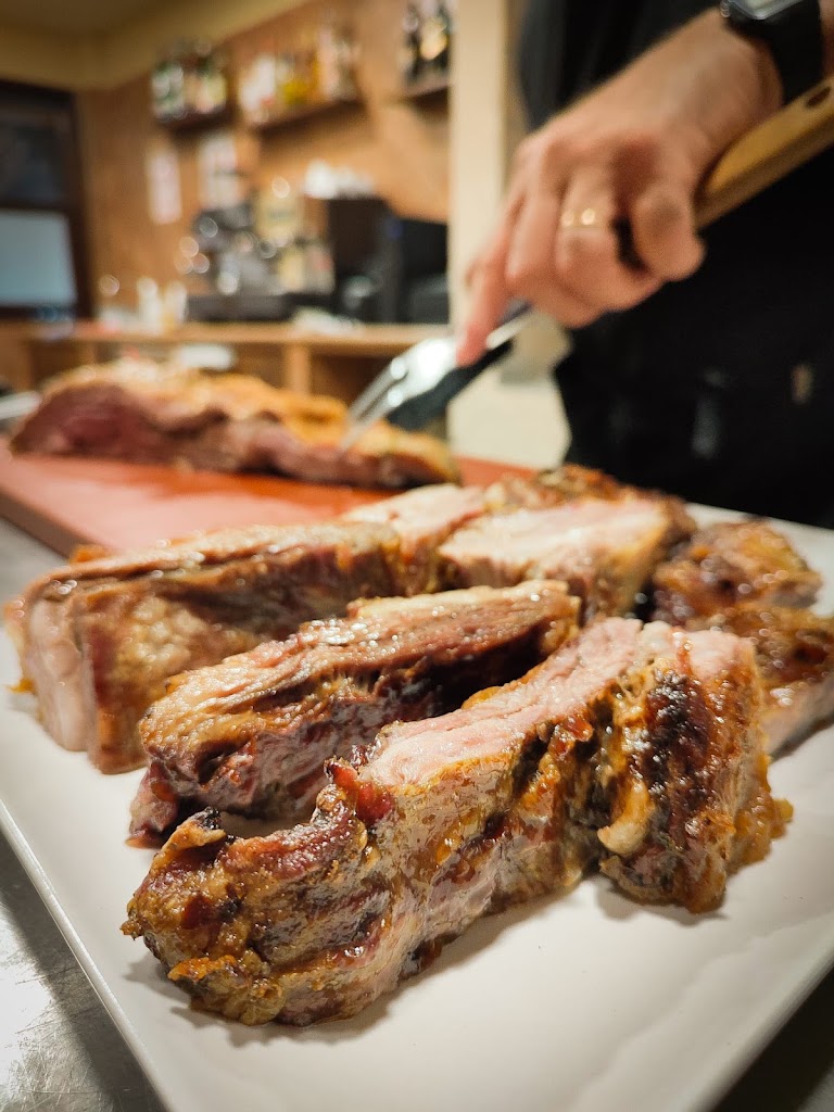 EL ASADOR PLATENSE — Comida y bebida
