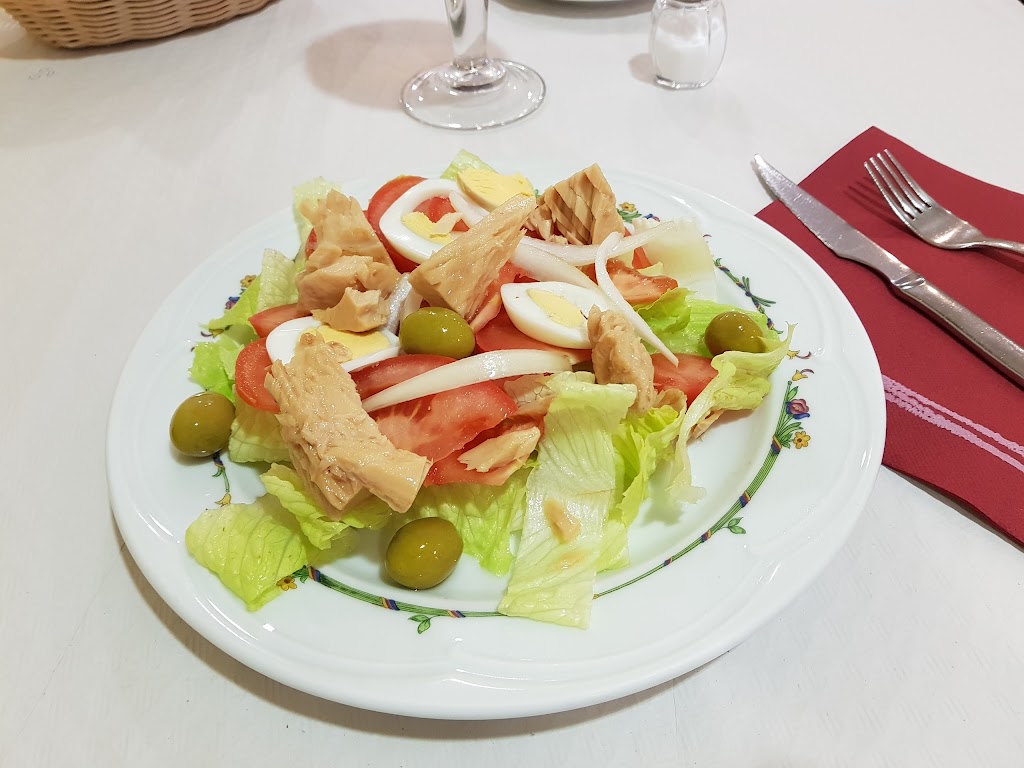 Restaurante San Antonio — Comida y bebida
