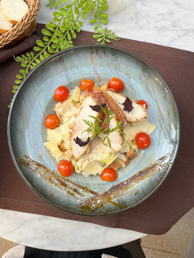 Maraboo Marbella — Comida y bebida