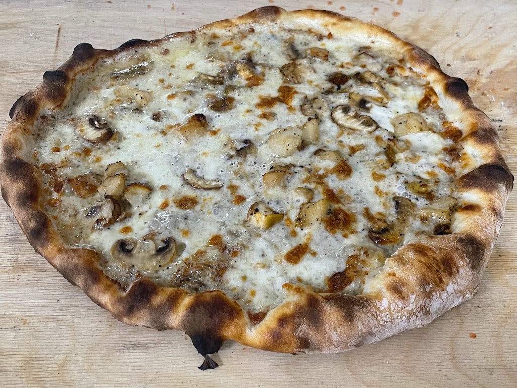 Montesol Food&Drinks — Pizza