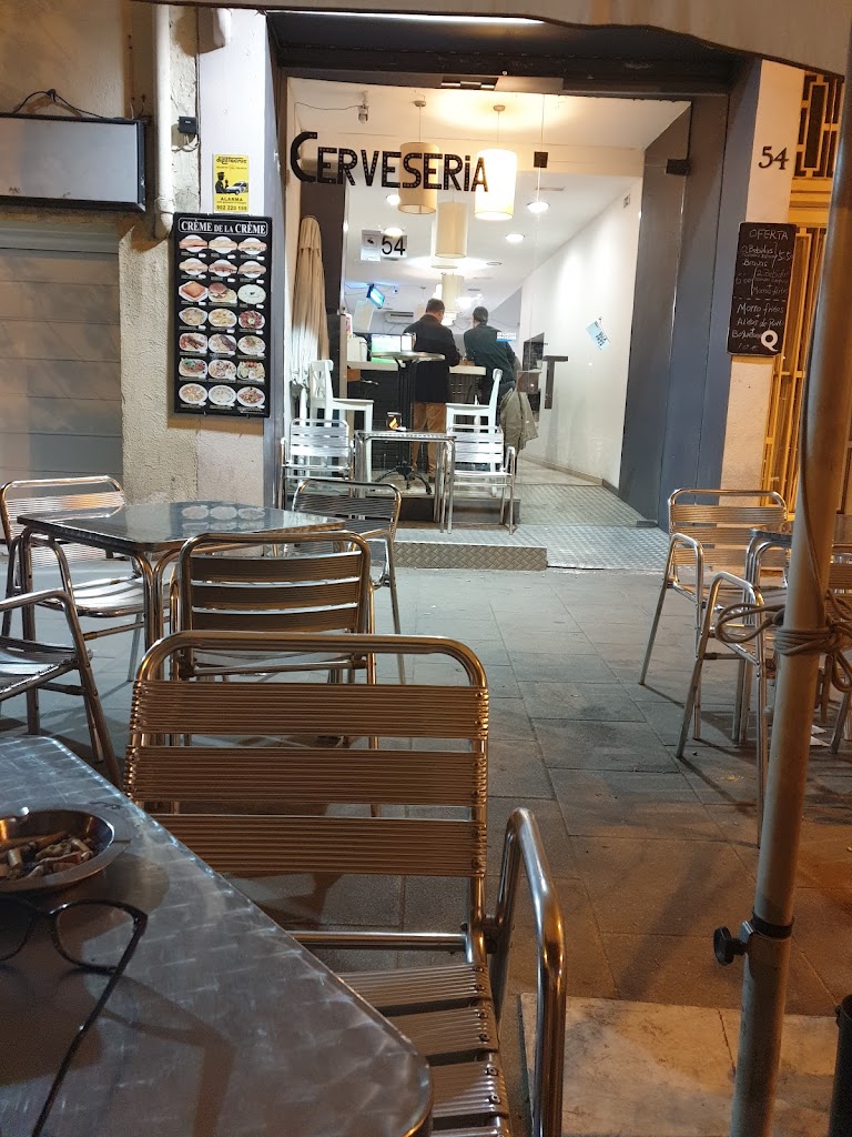 bar creme de la creme