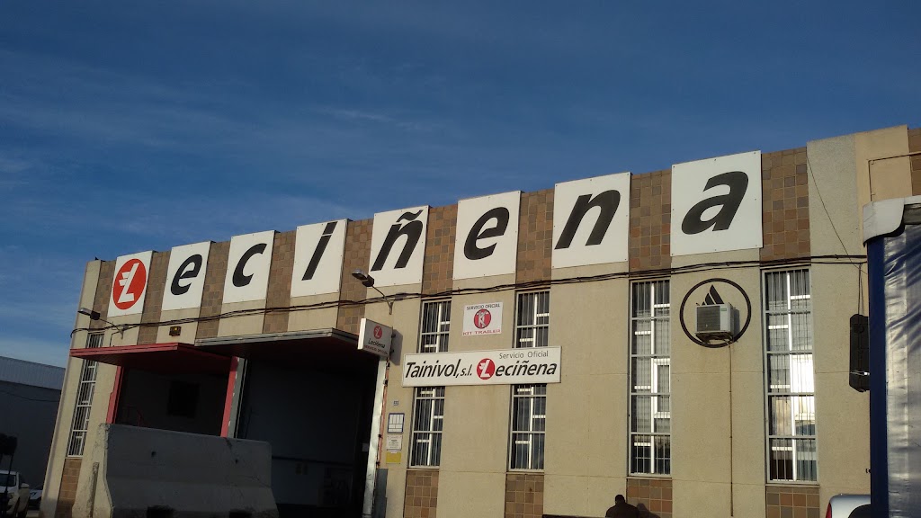 TAINIVOL,S.L. — Exterior