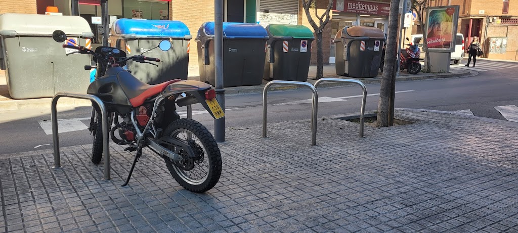 Aparcabici calle tres creus