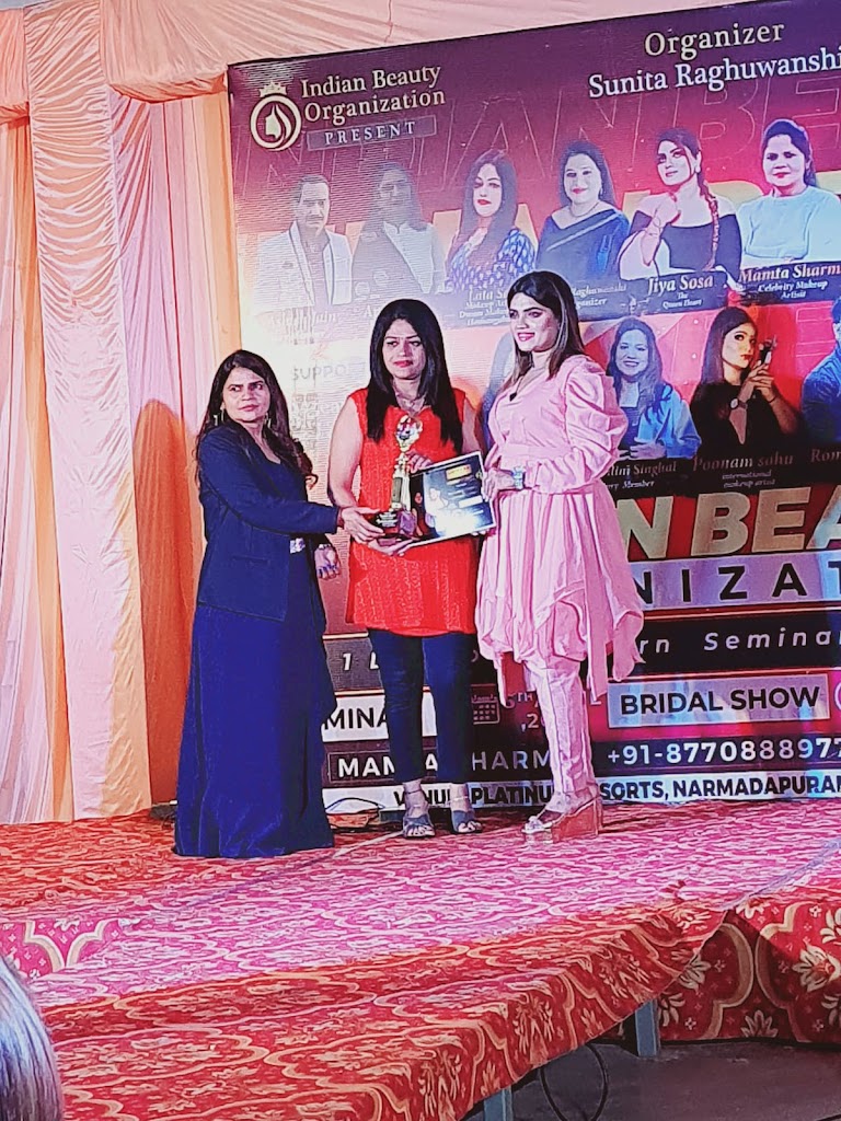 Dream Beauty Makeover And Academy