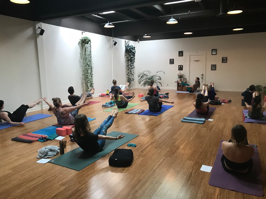  Everyday People Yoga