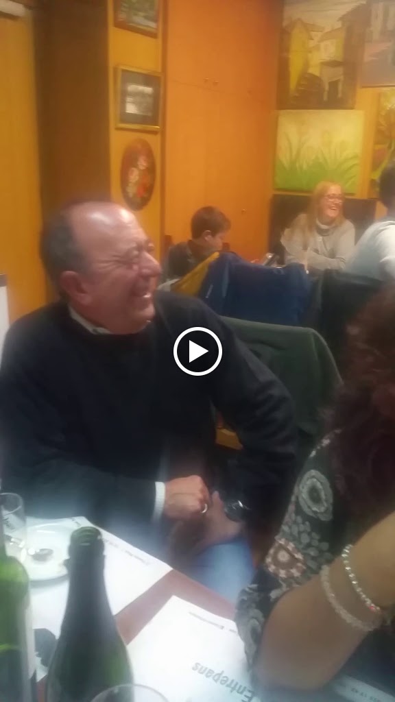 Bar restaurante La Cova — Videos
