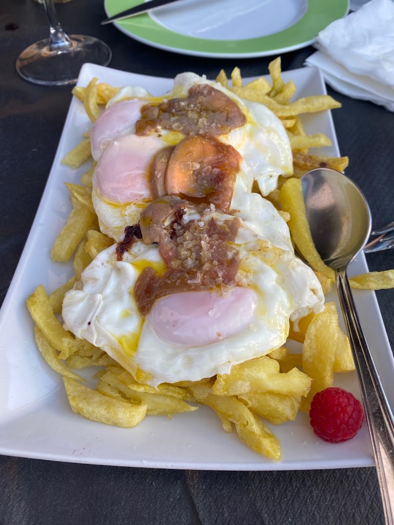 Club Social Parque Boadilla — Comida y bebida