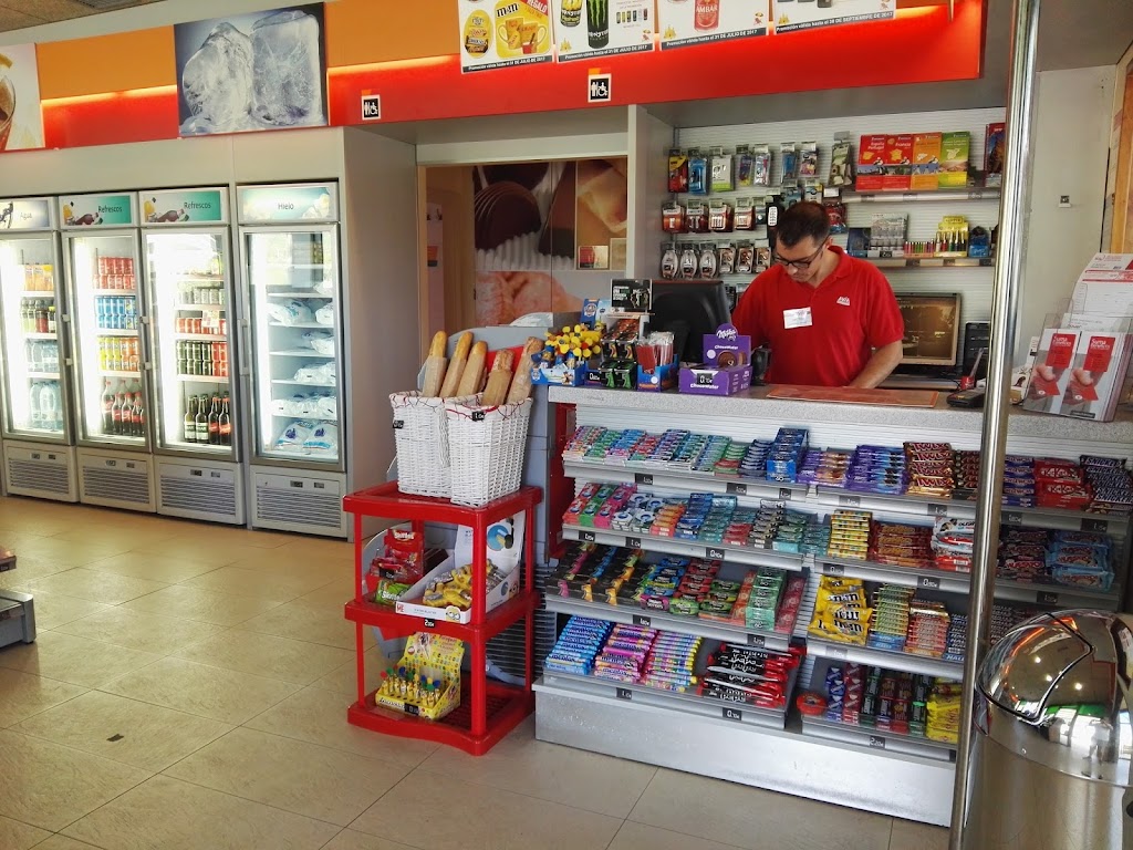 Estacion de Servicio Troteras-AVIA (Boltana)