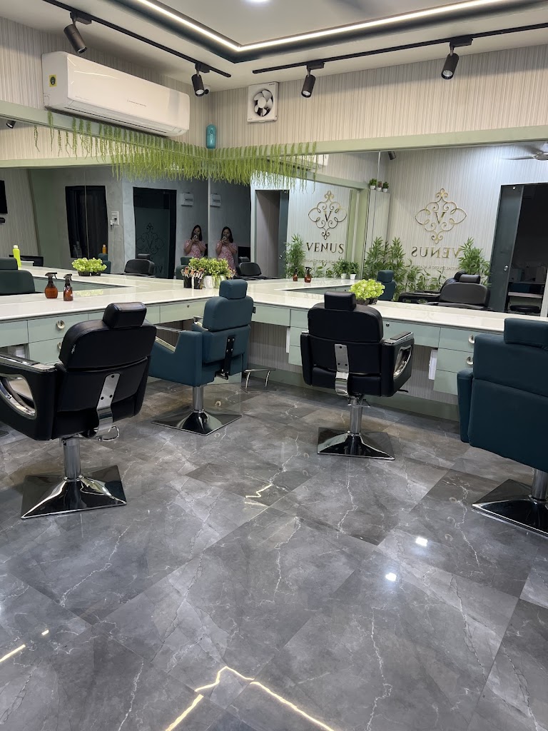 Venus Beauty Saloon And Academy