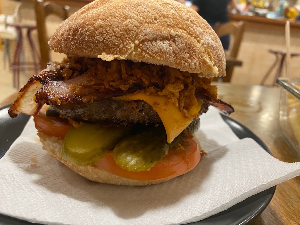 Frankfurt l' Avella — Comida y bebida