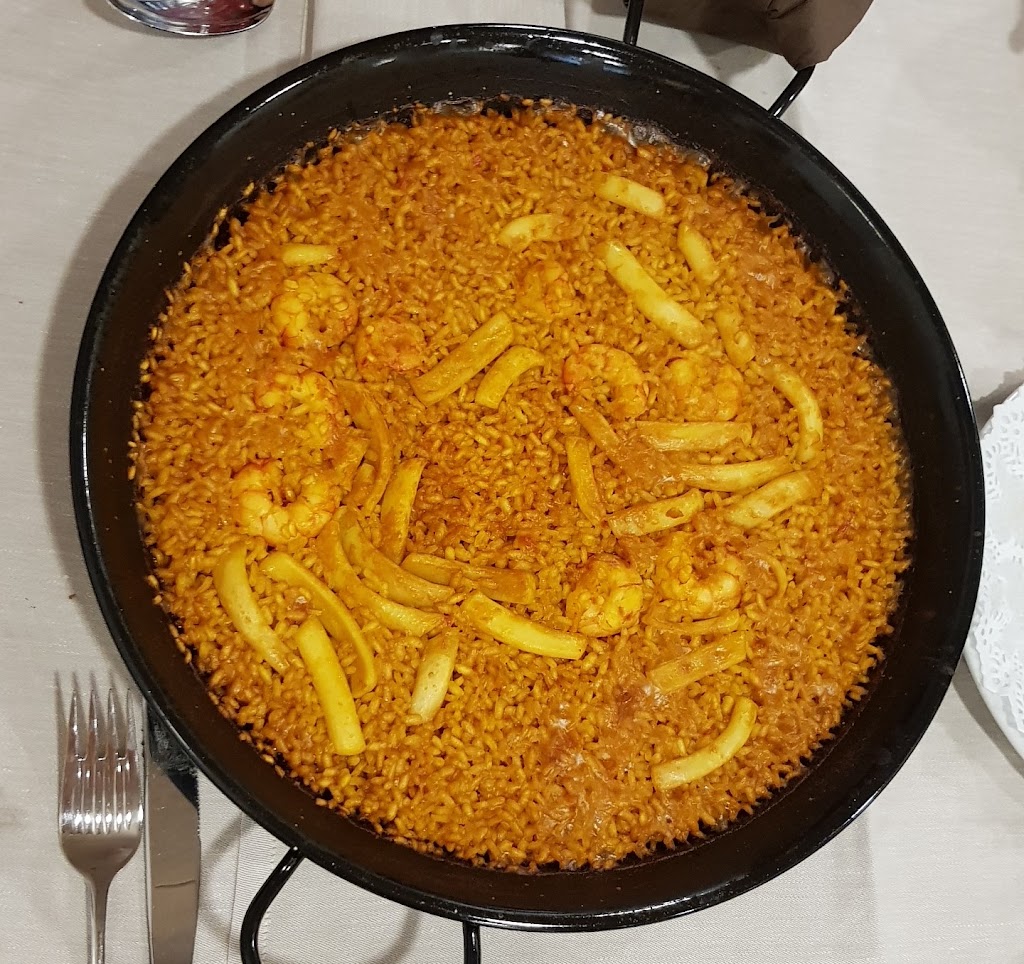 La Paellica Elda — Comida y bebida