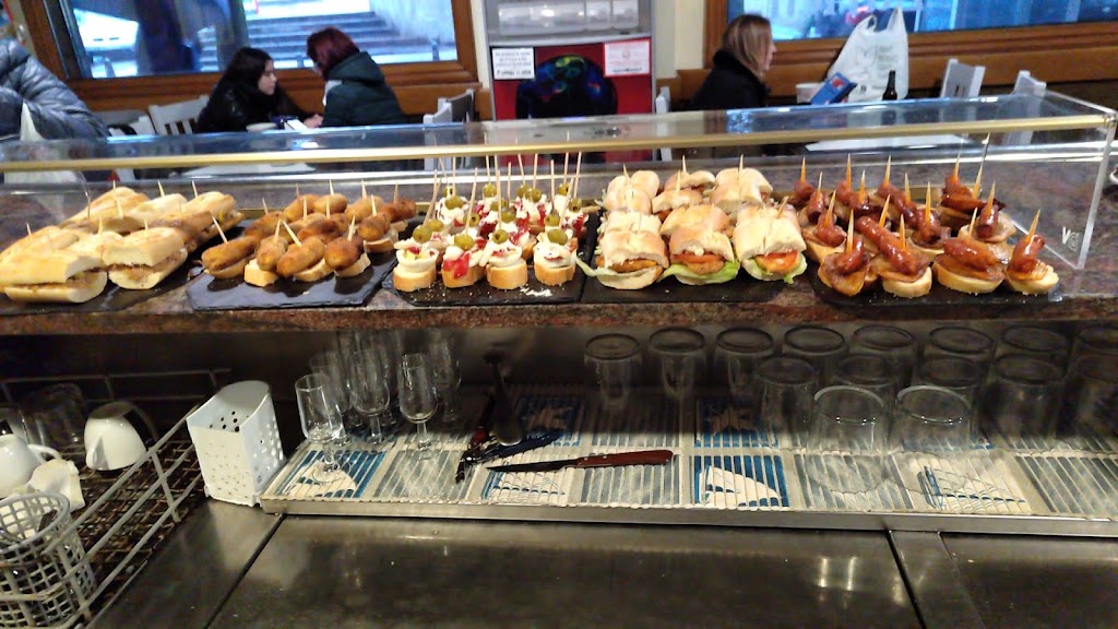 Bar Zurich — Ambiente