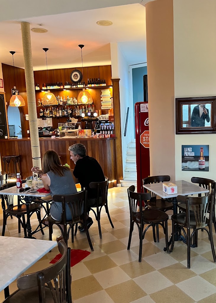 Bar Sa Societat — Ambiente
