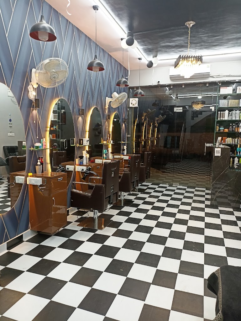 My Looks Family Salon