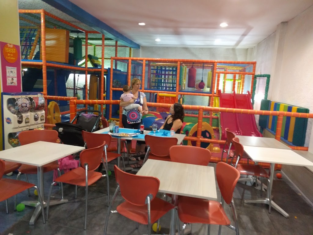 Pizzeria "El Raco dels PEQUES" — Ambiente