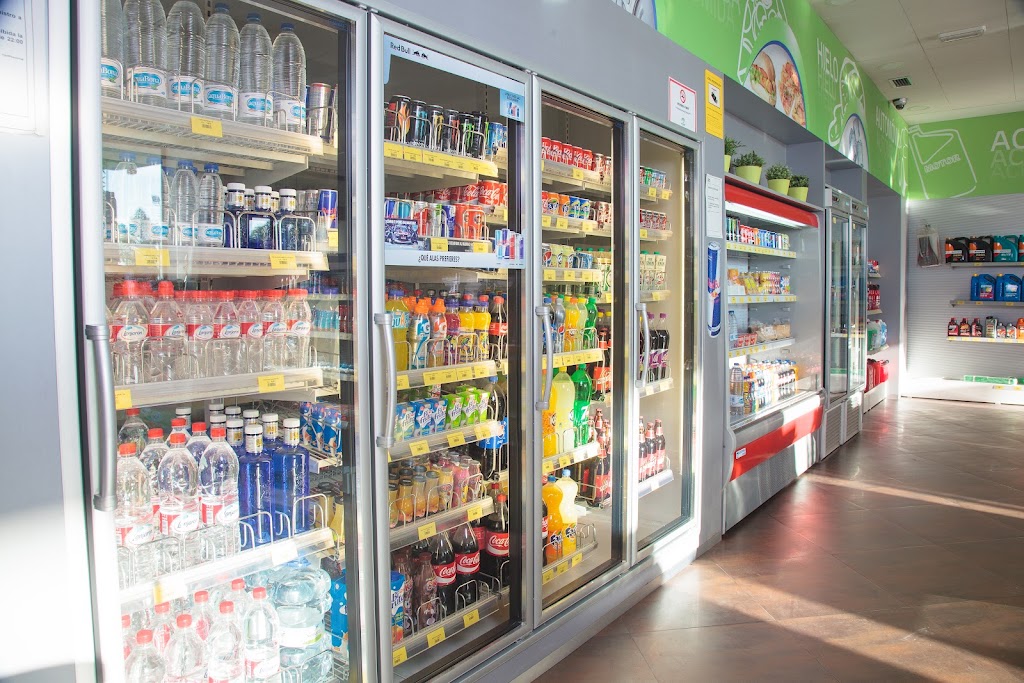 Estacion de Servicio Platero — Interior
