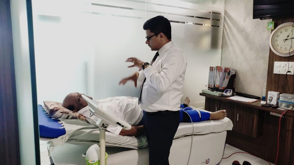 Dr. Oplus Eecp Heart Center In Ranchi Jharkhand Heart Attack Angina Chest Pain Specialist Doctor Heart Center