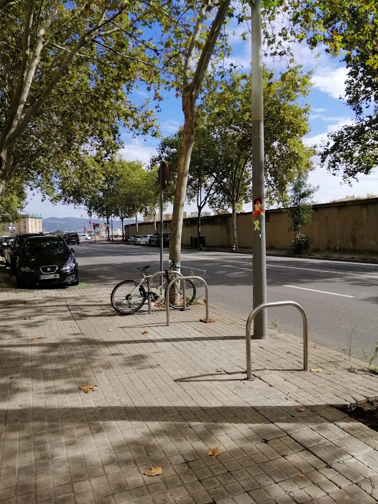 [P] Aparcamiento de bicicletas